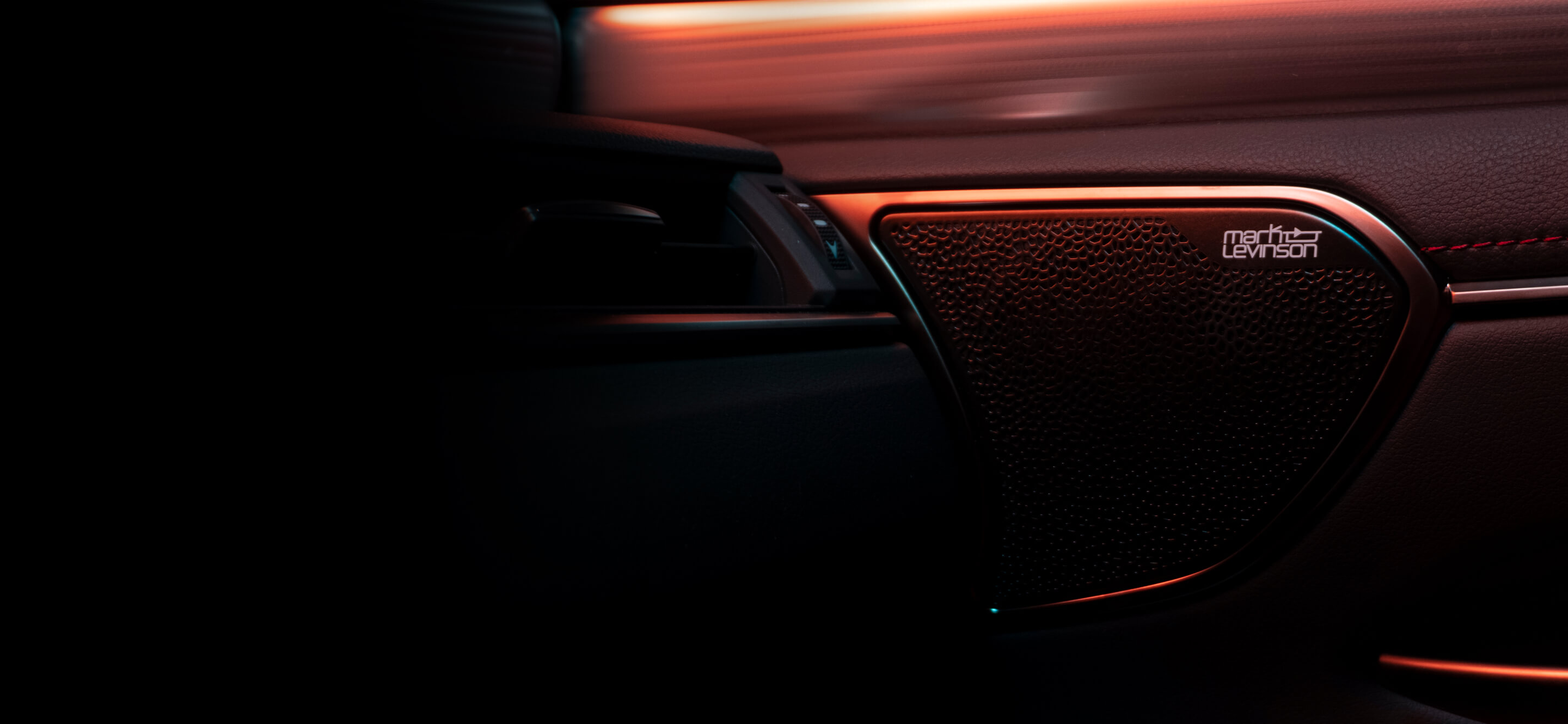 Syst&egrave;me audio Mark Levinson dans un Lexus